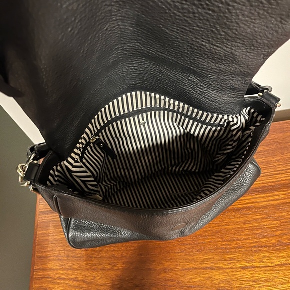 Kate Spade Genuine Leather purse - Picture 2 of 5